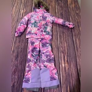 Girls Pre-Owned Spyder Two Piece Snow Bibs & Jacket size 6